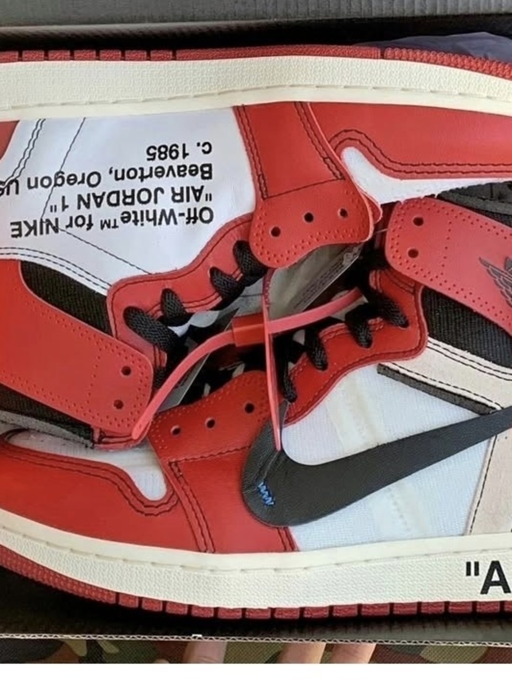 AIR JORDAN I OFF-WHITE  RETRO OG "CHICAGO"